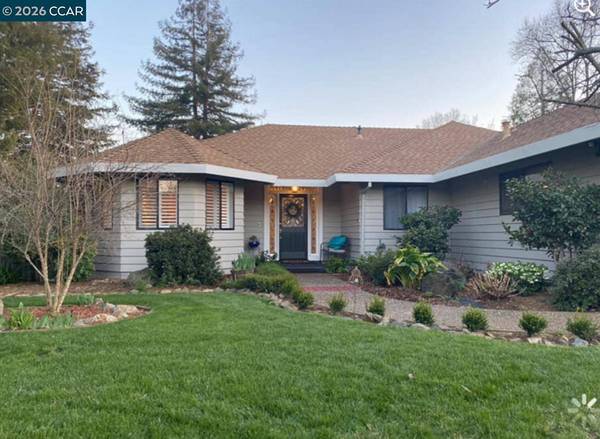 2904 Canterbury Cir
