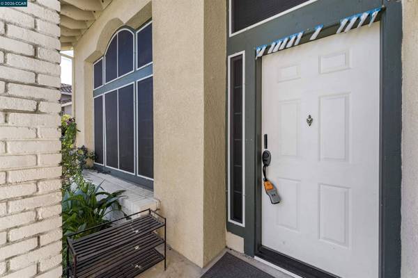 1418 Blue Jay Ct, Tracy, CA 95376