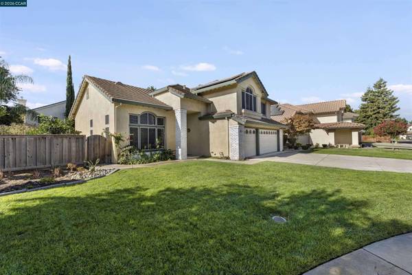 1418 Blue Jay Ct, Tracy, CA 95376