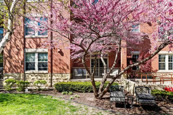 201 E Lane Street #103, Sun Prairie, WI 53590