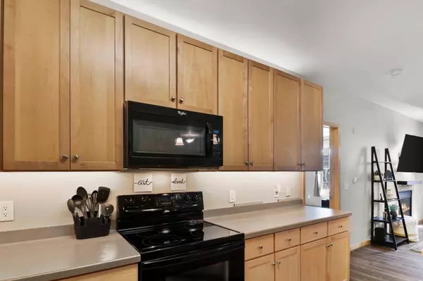 201 E Lane Street #103, Sun Prairie, WI 53590