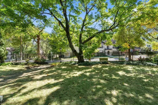 752 E Gorham Street, Madison, WI 53703