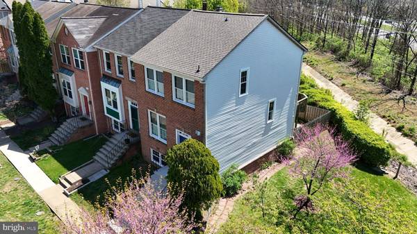 411 DAVIS AVE SW, Leesburg, VA 20175