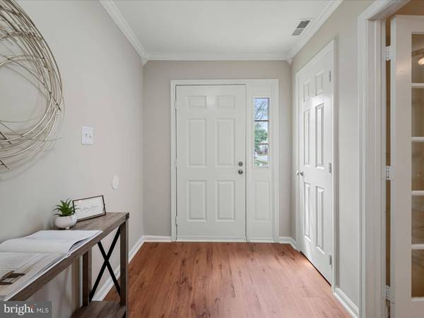 20760 APOLLO TER, Ashburn, VA 20147