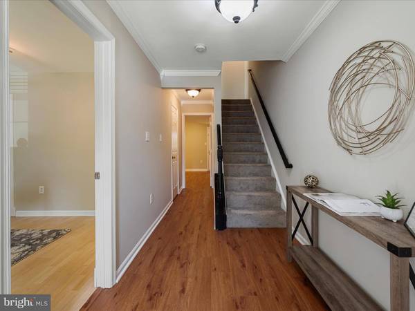 20760 APOLLO TER, Ashburn, VA 20147