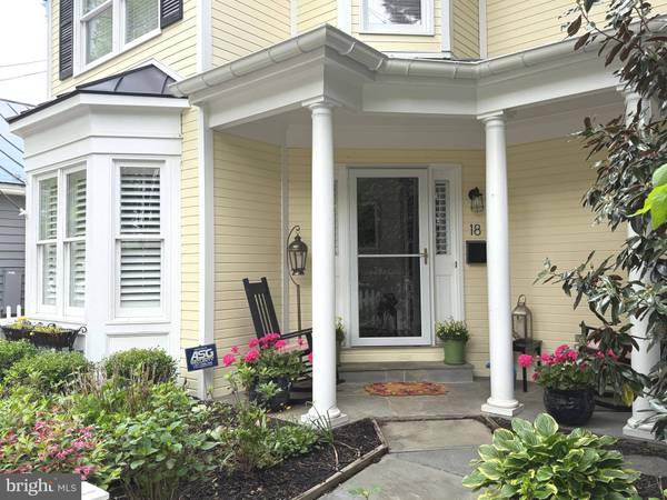 18 AYR ST SW, Leesburg, VA 20175