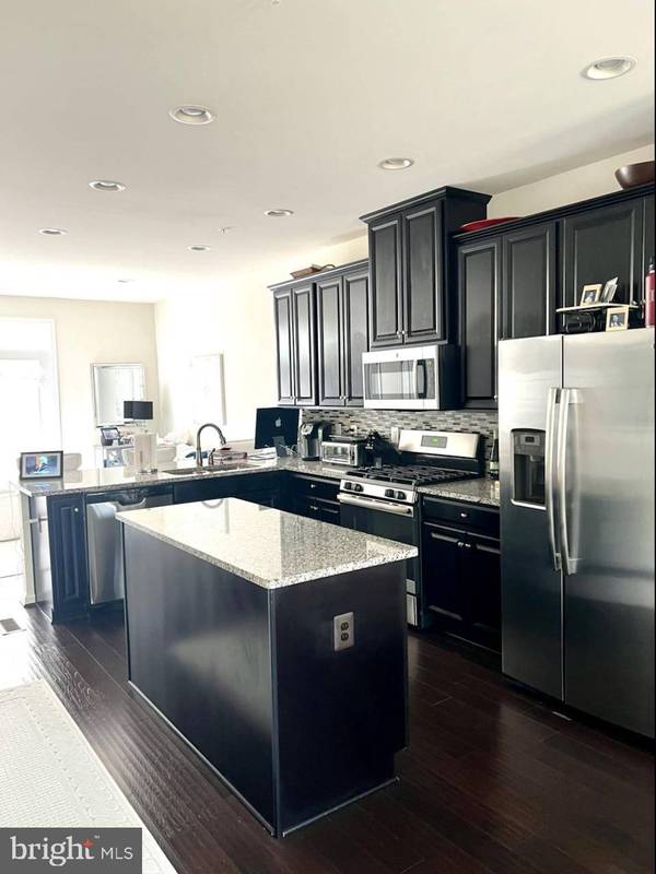 412 HAUPT SQ SE, Leesburg, VA 20175