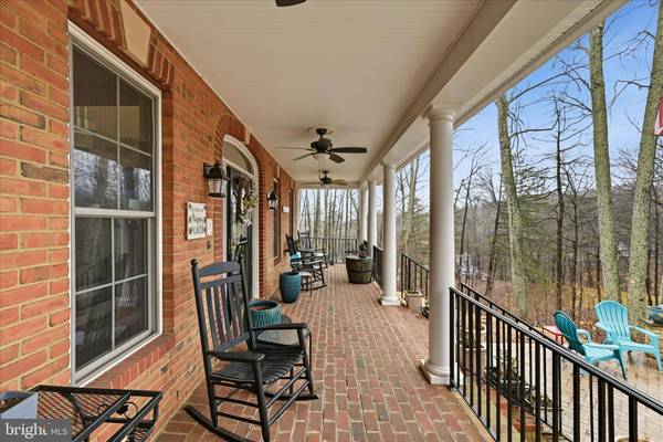 520 CLAGETT ST SW, Leesburg, VA 20175