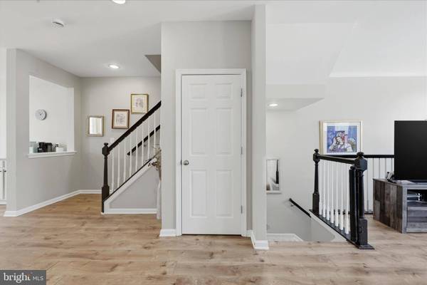 620 HOWITZER TER NE, Leesburg, VA 20176