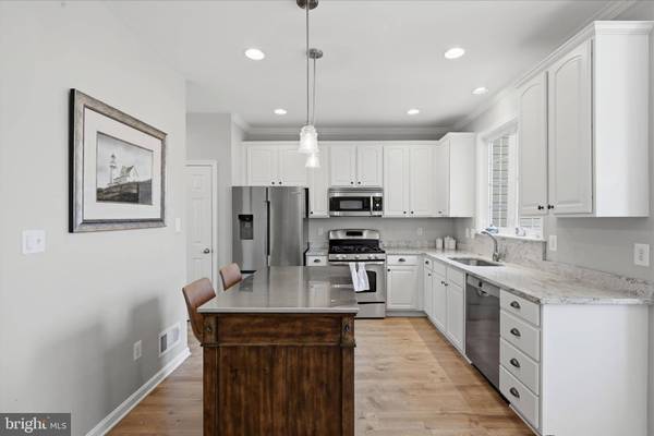 620 HOWITZER TER NE, Leesburg, VA 20176