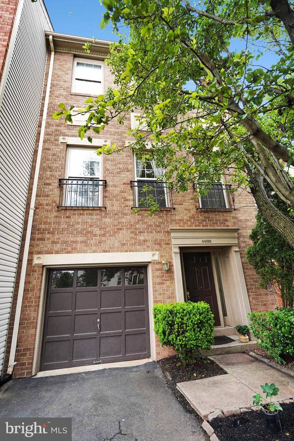 44030 GALA CIR, Ashburn, VA 20147