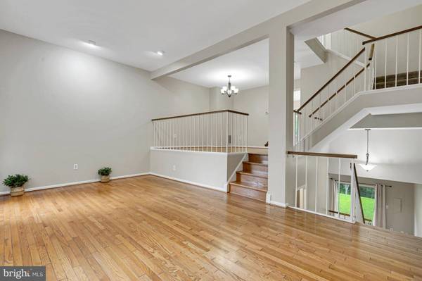 44030 GALA CIR, Ashburn, VA 20147