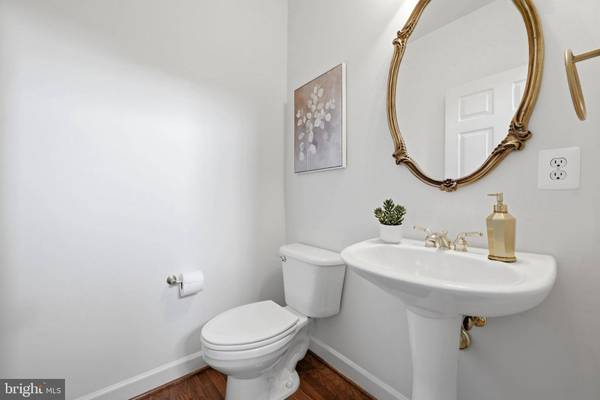 18526 BEAR CREEK TER, Leesburg, VA 20176