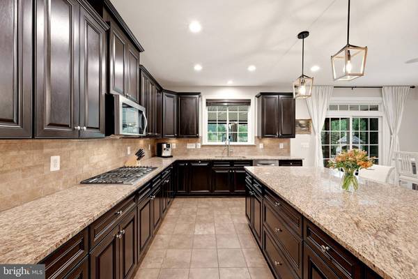 15547 MONTRESOR RD, Leesburg, VA 20176