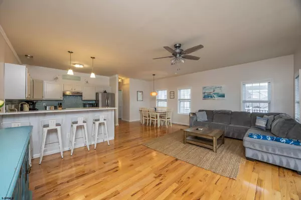 135 E Baker Ave #1, Wildwood, NJ 08260