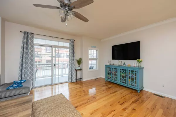 135 E Baker Avenue, Wildwood, NJ 08260