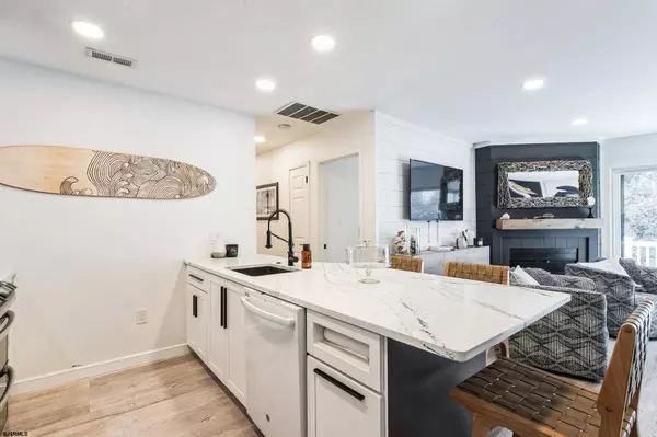 308 Harbour Cv #308, Somers Point, NJ 08244