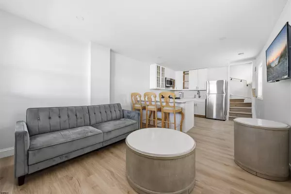 308-310 11th St, Ocean City, NJ 08226