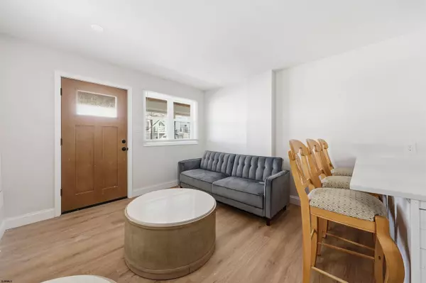 308-310 11th St, Ocean City, NJ 08226