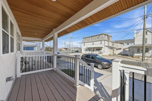 310 11th St, Ocean City, NJ 08226