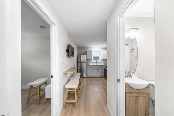308 11th St #C, Ocean City, NJ 08226