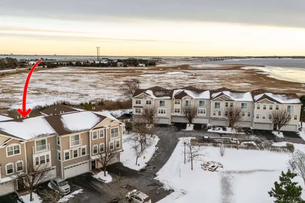 83 Windjammer Dr #83, Somers Point, NJ 08226