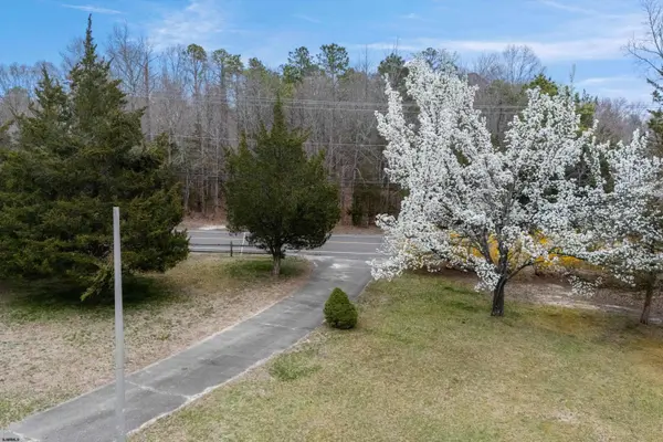 1319 Somers Point Rd, Egg Harbor Township, NJ 08234
