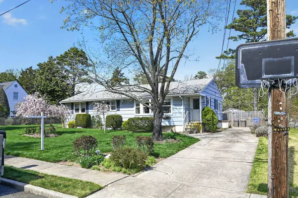 19 Seaside Avenue, Marmora, NJ 08223