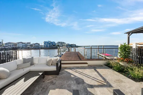 233 W 17th Street, Ocean City, NJ 08270