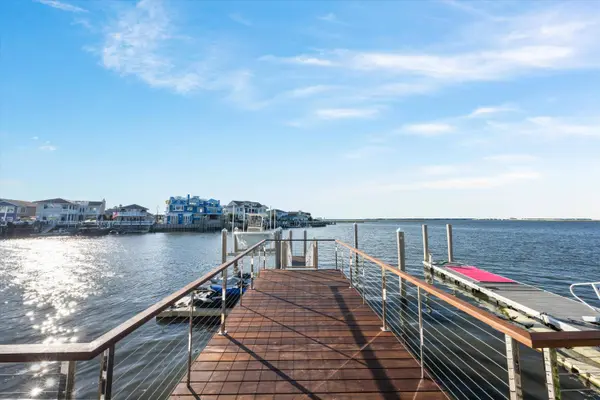 233 W 17th Street, Ocean City, NJ 08270