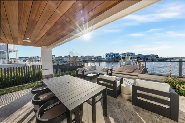 233 W 17th Street, Ocean City, NJ 08270