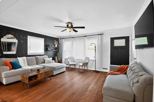 5 Merion Dr, Somers Point, NJ 08244