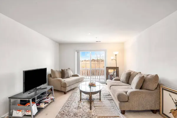 83 Windjammer Dr #83, Somers Point, NJ 08244