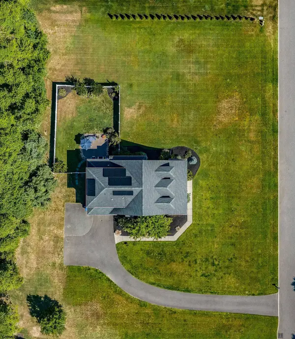 19 Queen Ann Ct, Ocean View, NJ 08230
