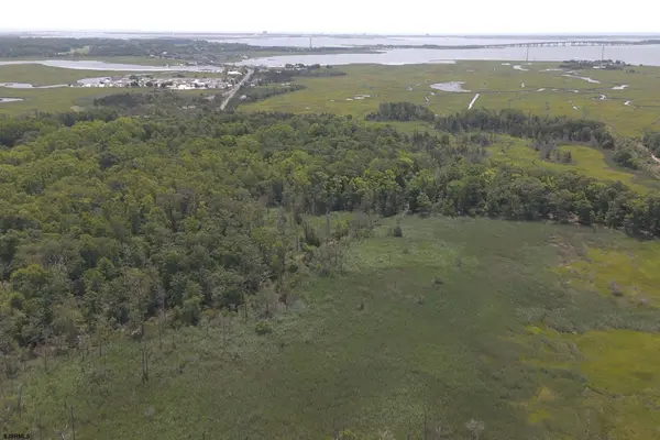 164 Jeffers Landing Rd, Egg Harbor Township, NJ 08234