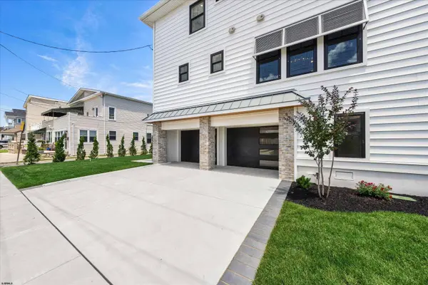 7311 Monmouth Ave, Ventnor, NJ 08406