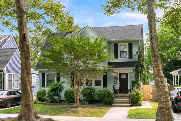 21 Laurel Ave, Linwood, NJ 08221