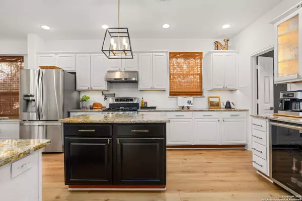 10615 Ashwell, Helotes, TX 78023