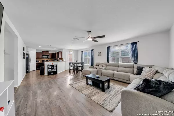 335 Kildeer, San Antonio, TX 78253