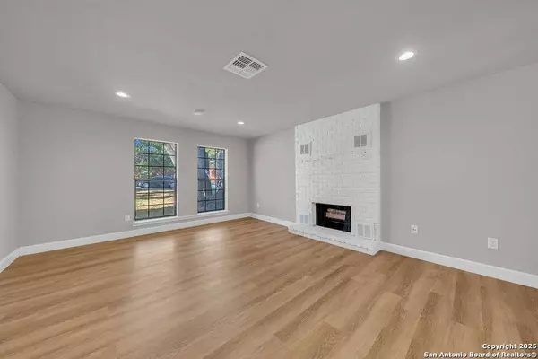 8610 Timberbriar, San Antonio, TX 78250