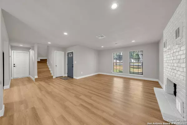 8610 Timberbriar, San Antonio, TX 78250