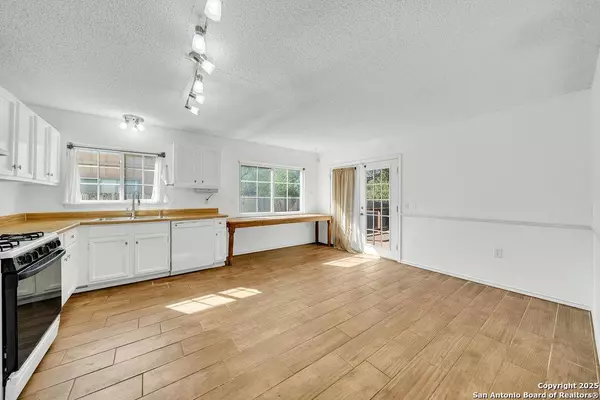 5719 Fort Clinton, San Antonio, TX 78233