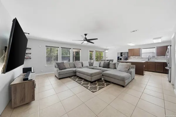 11622 Shotgun Way, Helotes, TX 78023