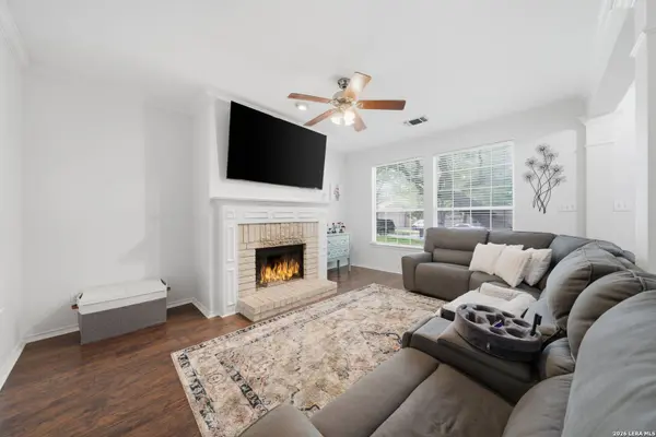 6207 STABLE CREEK DR, San Antonio, TX 78249