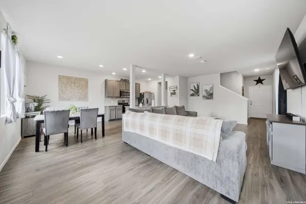 10030 Boulder Opal, San Antonio, TX 78245