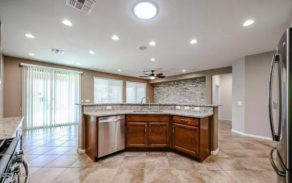 26208 W TINA Lane, Buckeye, AZ 85396