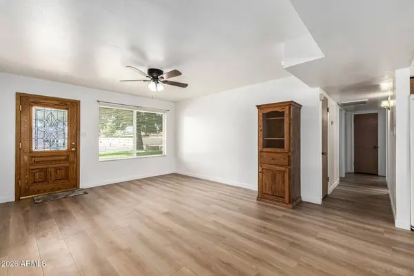 409 E HERMOSA Circle, Tempe, AZ 85282