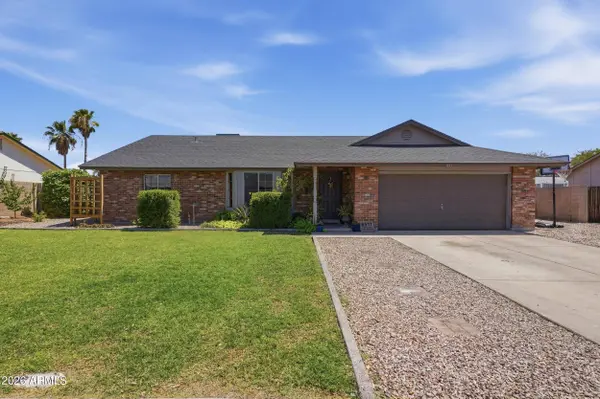 6517 E INGLEWOOD Street, Mesa, AZ 85205