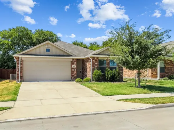 1520 Claireborne Ct, Little Elm, TX 75068-2333