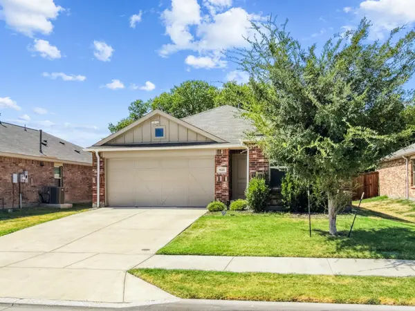 1520 Claireborne Ct, Little Elm, TX 75068-2333